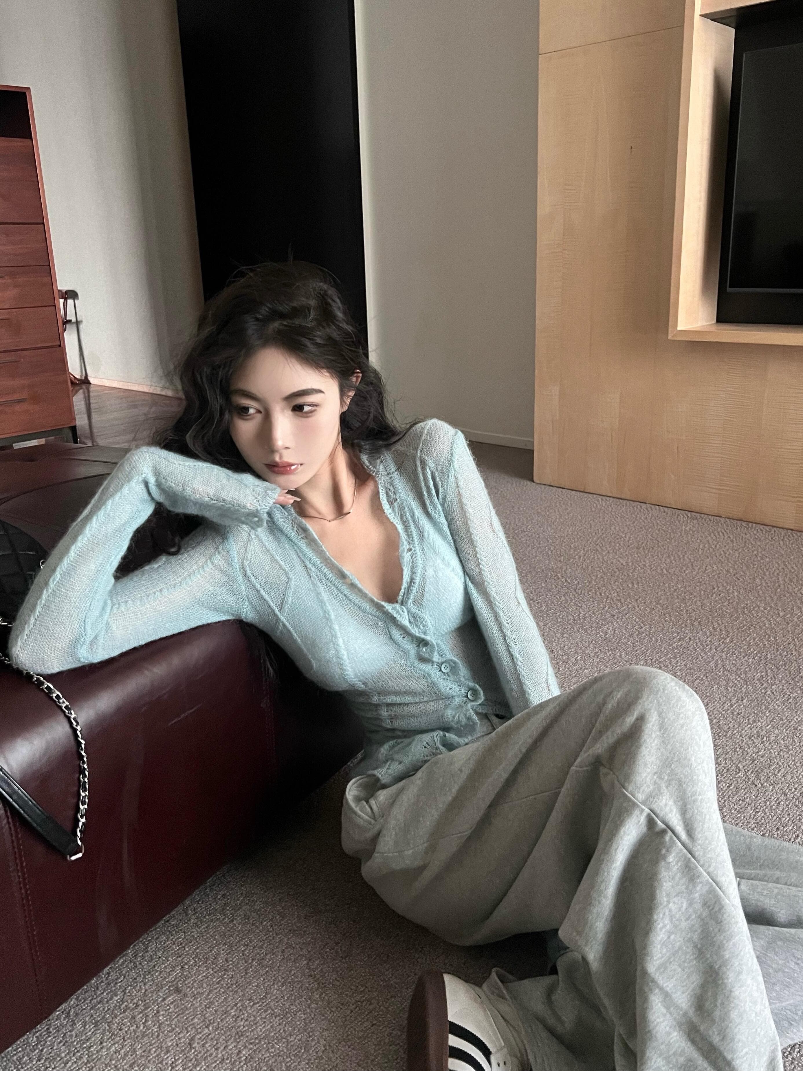カットソー 透かし編みモヘアふわりVネックカーディガン
