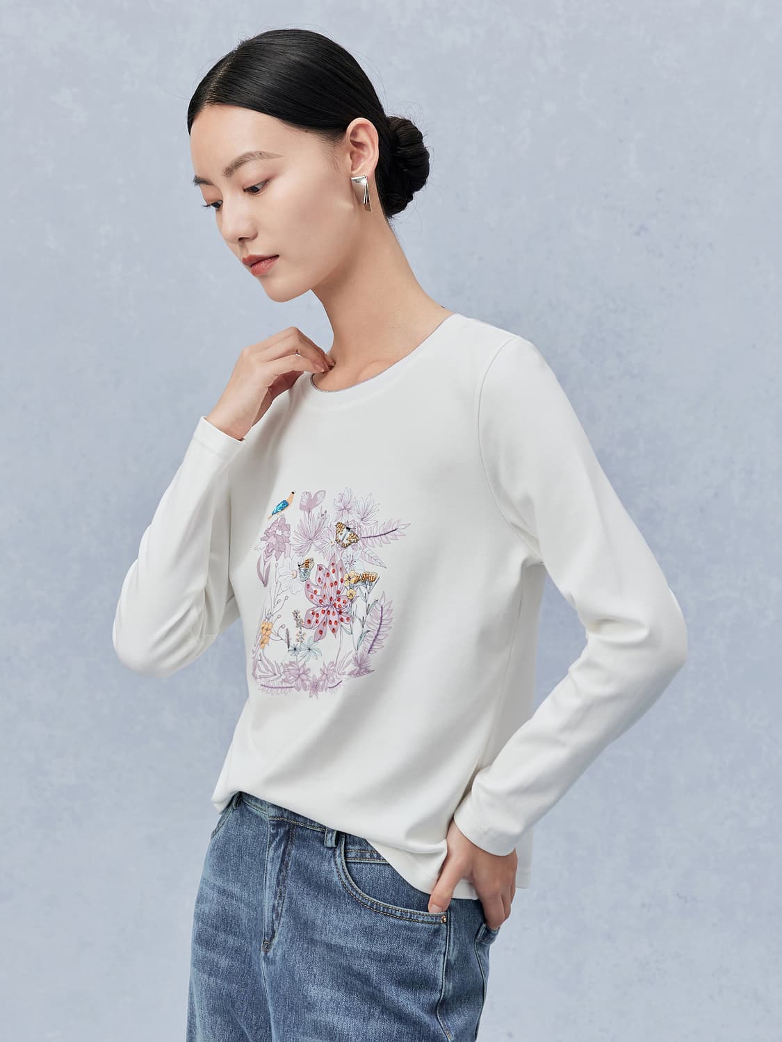 カットソー 花鳥刺繍入り長袖カットソー