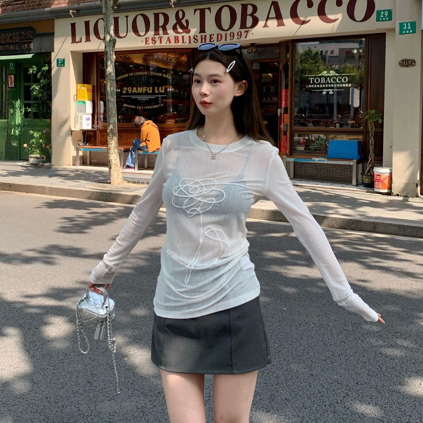 カットソー 花モチーフ透かし編みカットソー