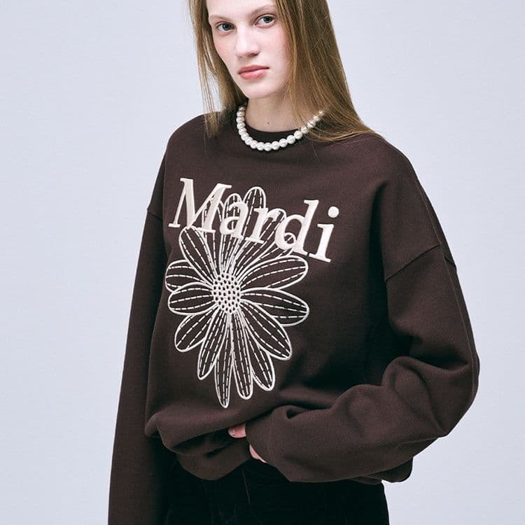 カットソー デイジー刺繍入りゆったりプルオーバー