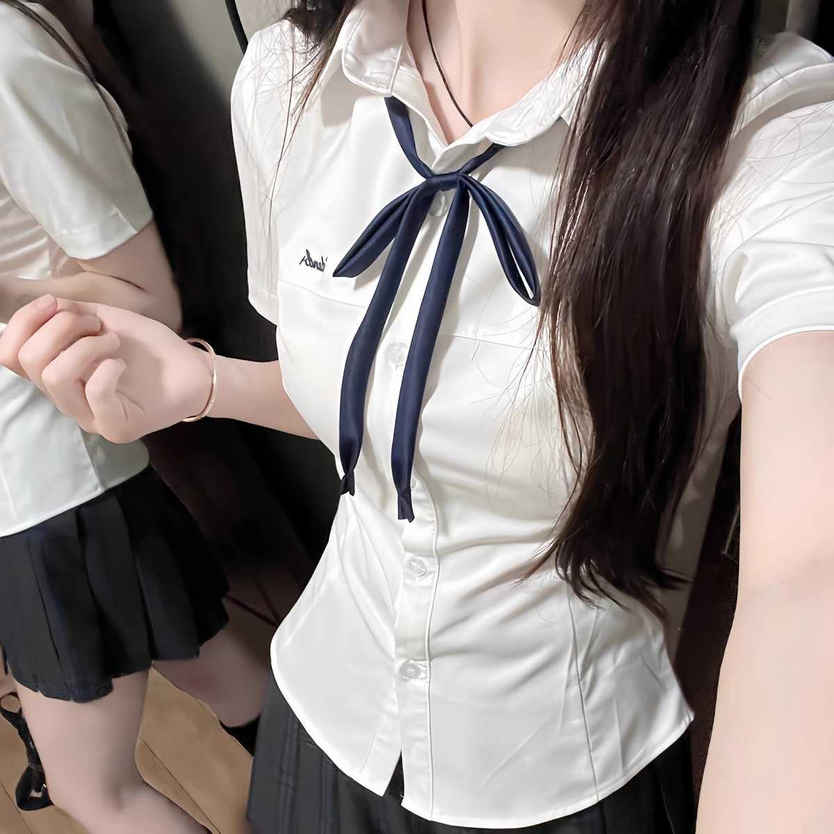 カットソー リボンタイ付き制服風カットソー
