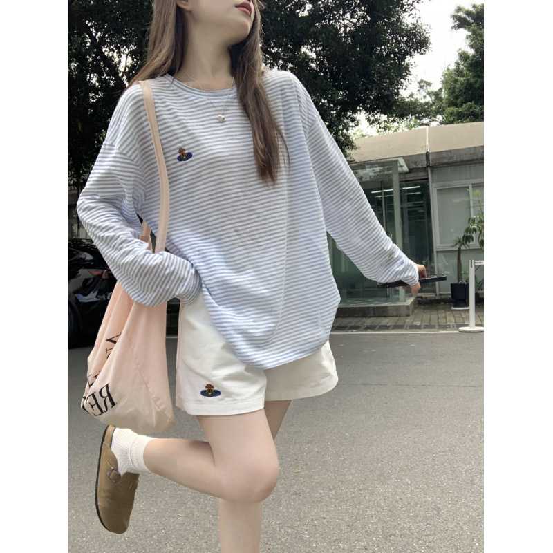 カットソー ゆったりワンポイント刺繍ボーダー長袖