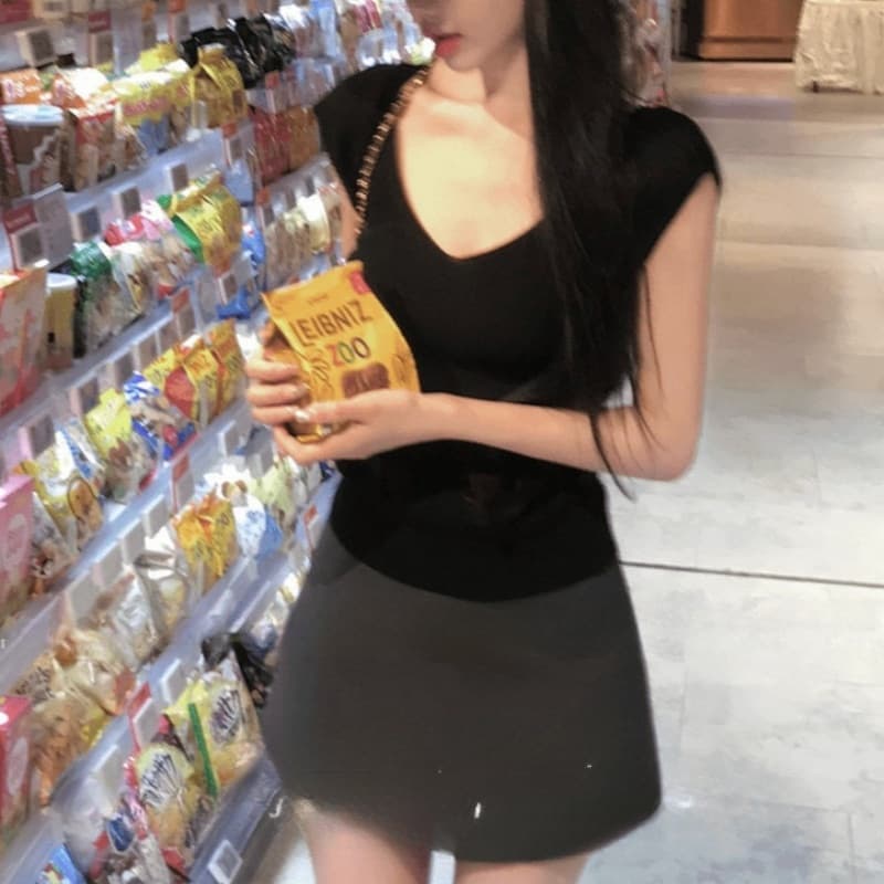 カットソー リブ編み 細身 フィット Vネック トップス