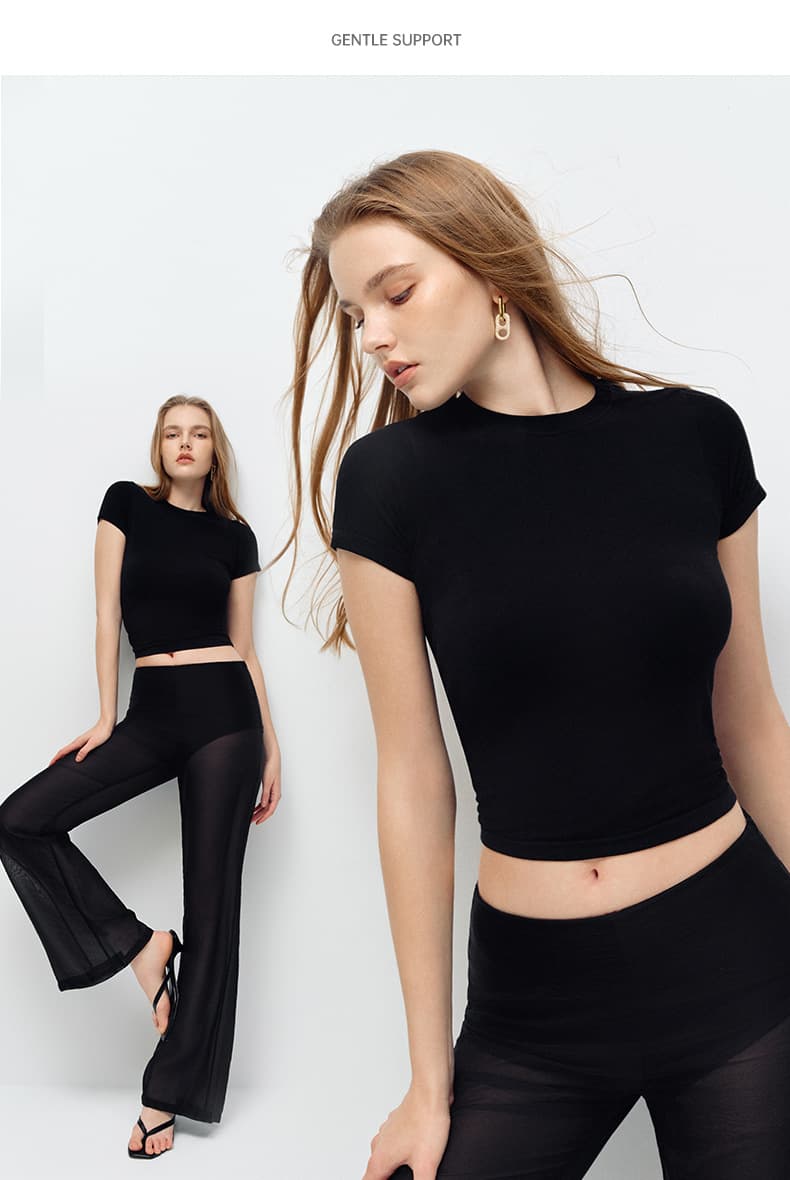 カットソー すっきりハイネックショート丈半袖