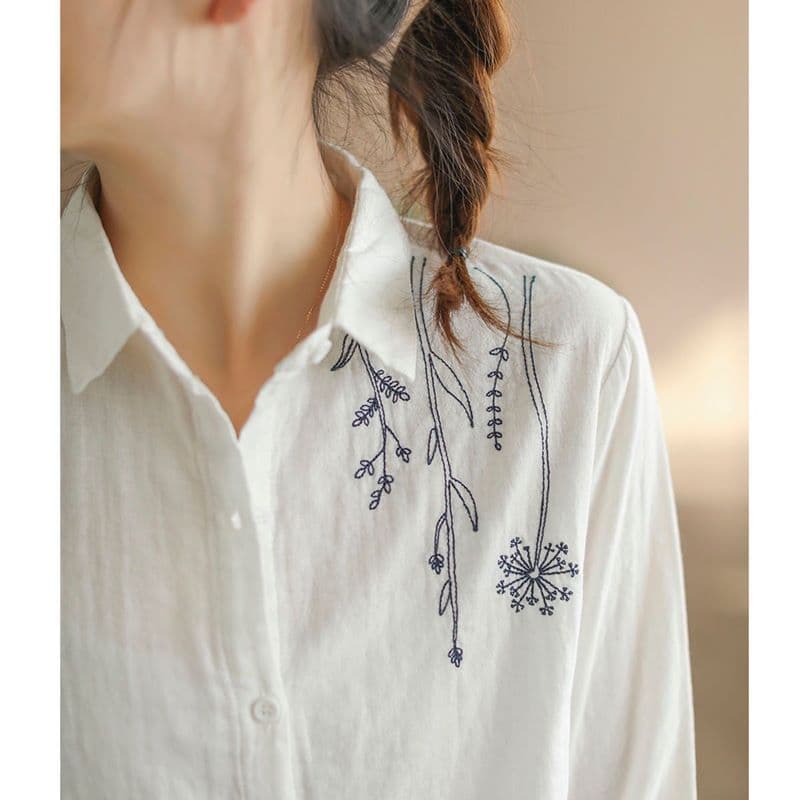 カットソー 優美な草花刺繍入りシャツ