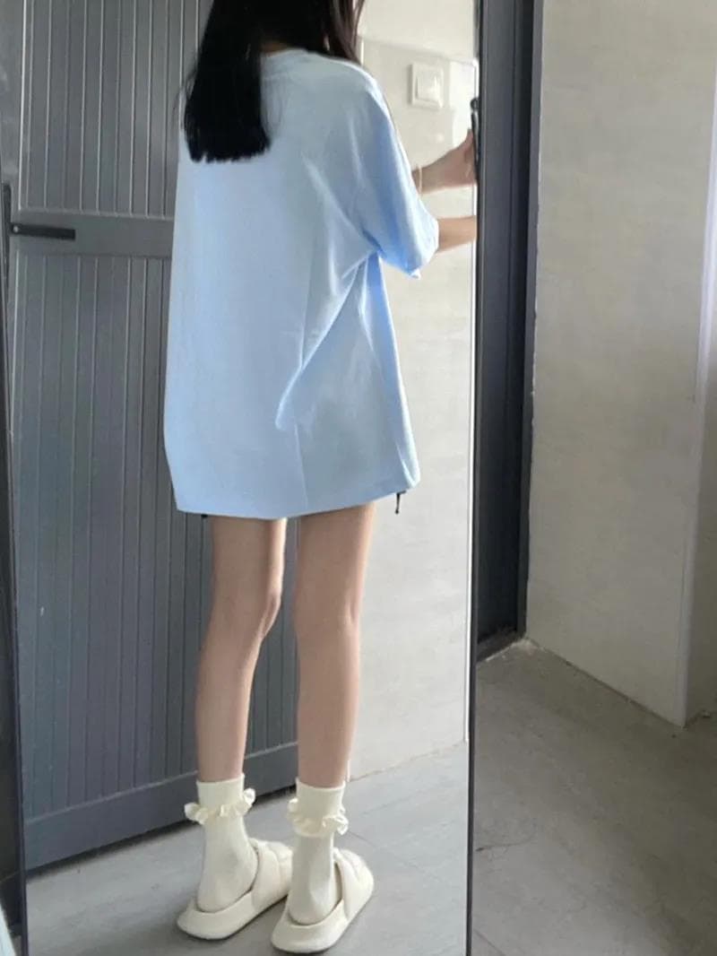 カットソー ゆったりシルエット ロゴ入りカットソー
