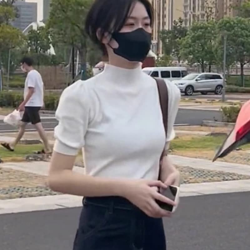 カットソー ハイネック立体感パフスリーブ半袖