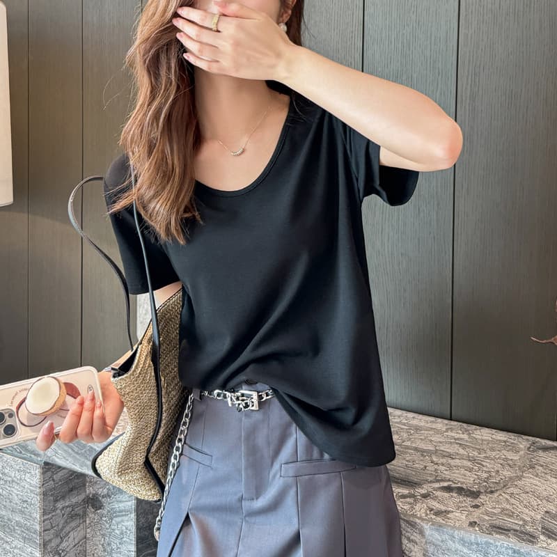 カットソー ゆるシルエット 涼しげVネックカットソー