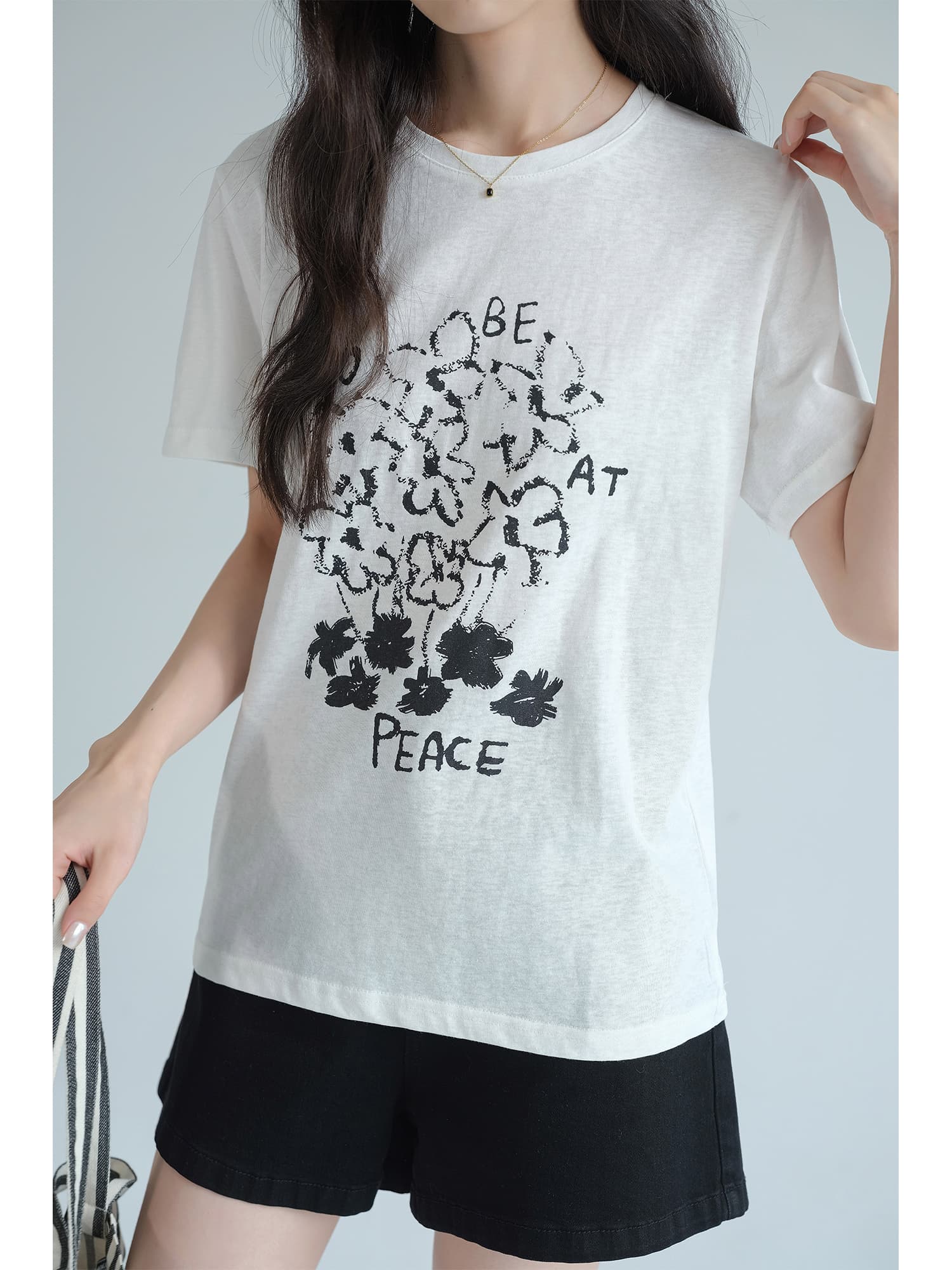 カットソー お花モチーフ平和メッセージ入りカットソー